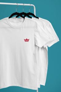 minimalistic-mockup-of-t-shirts-hanging-from-a-clothing-rack-26893