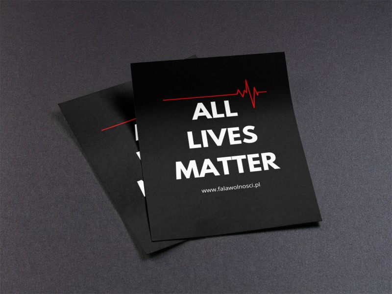 mockup-template-of-a-set-of-flyers-lying-over-a-solid-backdrop-a10372